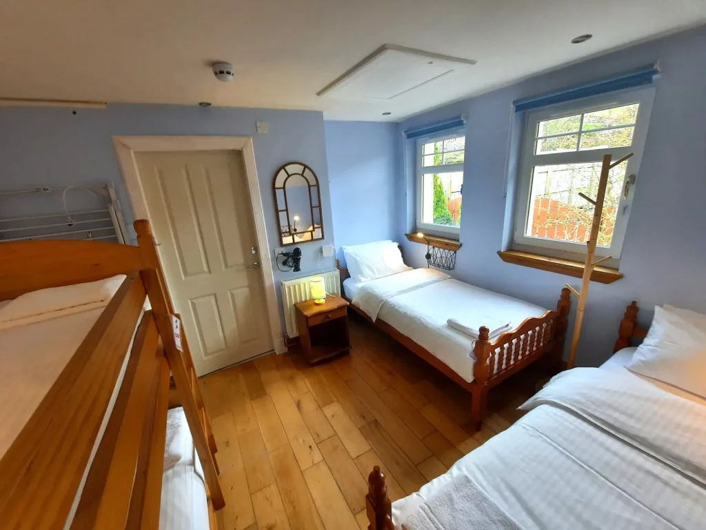A bedroom in Balmaha Bunkhouse in Scotland.